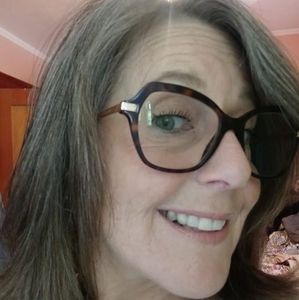 Meet your Posher, Catrina